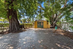 4011 Tarpon Avenue, Bonita Springs, FL 34134 - MLS#226007380