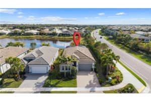 11555 Jacaranda Dr, Naples