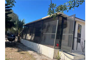 5217 Treetops Drive, Naples, FL 34113 - MLS#226007390