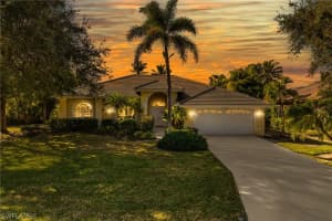 11283 LONGSHORE Way, Naples, FL 34119 - MLS#226007411