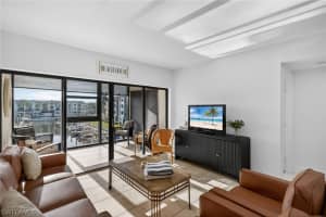 801 River Point Drive, Naples, FL 34102 - MLS#226007414