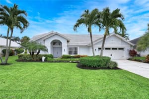 28900 Regis Ct, Bonita Springs