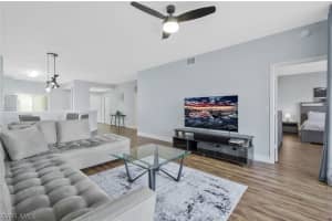 5135 Cobble Creek Court, Naples, FL 34110 - MLS#226007430