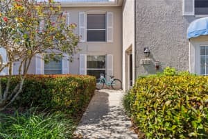 821 Gulf Pavilion Drive, Naples, FL 34108 - MLS#226007475