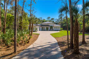 5000 Palmetto Woods Drive, Naples, FL 34119 - MLS#226007495