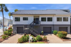 17062 Marina Cove Lane, Fort Myers, FL 33908 - MLS#226007503