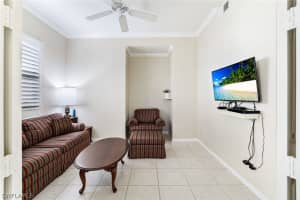 895 Eastham Way, Naples, FL 34104 - MLS#226007523