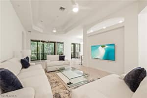 10040 Valiant Ct 202, Miromar Lakes