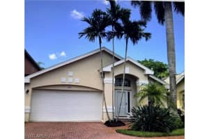 3307 Rosinka Ct 33, Naples
