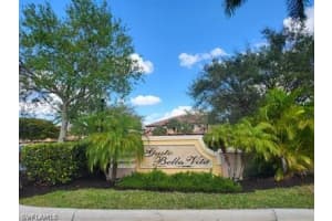 1256 Carpazi Court, Naples, FL 34105 - MLS#226007602