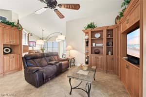 738 Reef Point Circle, Naples, FL 34108 - MLS#226007604