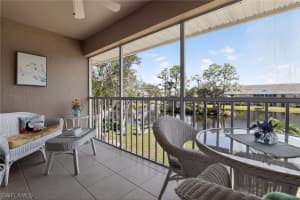 198 Pebble Shores Dr 1, Naples