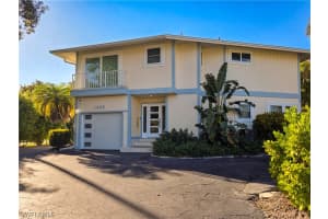 1495 Blue Point Avenue, Naples, FL 34102 - MLS#226007631