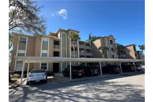 3820 Sawgrass Way 3027, Naples