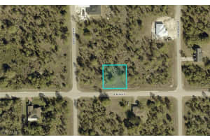 3003 10th Street, Lehigh Acres, FL 33972 - MLS#226007689