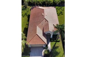 5758 Lago Villaggio Way, Naples, FL 34104 - MLS#226007690