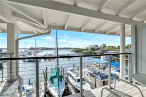 900 Broad Ave S 320, Naples