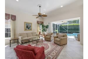 5835 Persimmon Way, Naples, FL 34110 - MLS#226007773