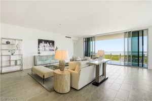 4810 PELICAN COLONY Boulevard, Bonita Springs, FL 34134 - MLS#226007774