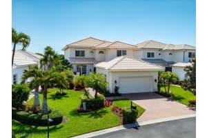 3808 Clipper Cove Dr, Naples