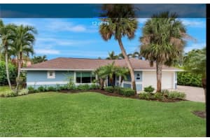 27098 Harbor Drive, Bonita Springs, FL 34135 - MLS#226007831
