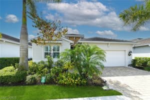 28076 SEASONS TIDE Avenue, Bonita Springs, FL 34135 - MLS#226007875