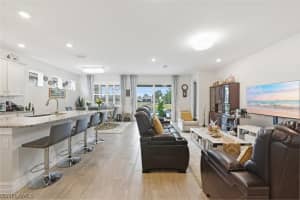 28076 SEASONS TIDE Avenue, Bonita Springs, FL 34135 - MLS#226007875