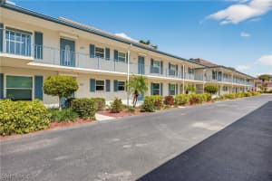 325 Charlemagne Boulevard, Naples, FL 34112 - MLS#226007886