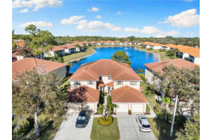 500 Robin Hood Cir 201, Naples