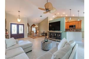 6827 Darby Court, Naples, FL 34104 - MLS#226007929