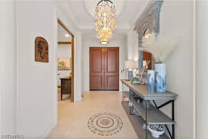 380 10TH Street, Naples, FL 34102 - MLS#226007934