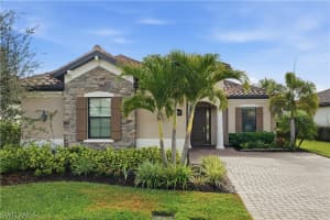28091 Foxrock Court, Bonita Springs, FL 34135 - MLS#226007935