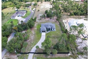 2326 6th Avenue, Naples, FL 34117 - MLS#226007943