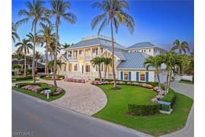 1551 Gulf Shore Boulevard, Naples, FL 34102 - MLS#226007946