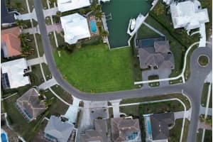 711 Fairlawn Court, Marco Island, FL 34145 - MLS#226007991