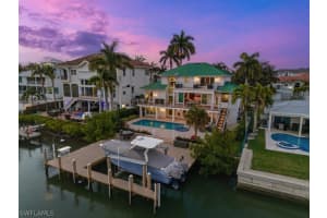 390 Oak Avenue, Naples, FL 34108 - MLS#226008030