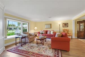 318 Burning Tree Drive, Naples, FL 34105 - MLS#226008032