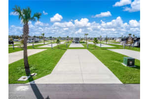 8 Bay Breeze Boulevard, Punta Gorda, FL 33982 - MLS#226008034