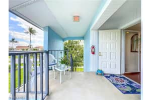 1065 8th Street, Naples, FL 34102 - MLS#226008052