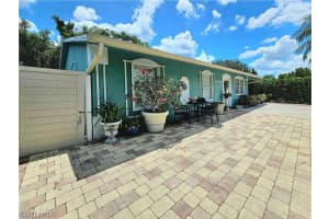 12043 Sitterley Street, Naples, FL 34113 - MLS#226008062