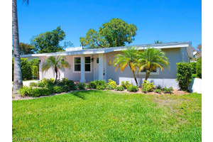 1279 10th Avenue, Naples, FL 34102 - MLS#226008076