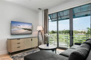 101 8th Street, Naples, FL 34102 - MLS#226008147