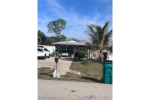 675 Pine Cone Lane, Naples, FL 34104 - MLS#226008157