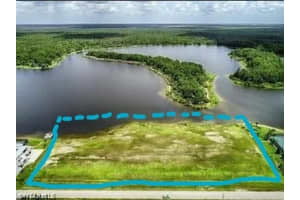 455 Shady Hollow Boulevard, Naples, FL 34120 - MLS#226008167