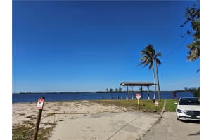 4567 Riverside Drive, Fort Myers, FL 33905 - MLS#226008175