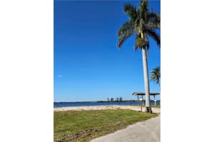 4567 Riverside Drive, Fort Myers, FL 33905 - MLS#226008175