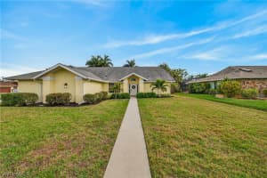 390 Saint Andrews Boulevard, Naples, FL 34113 - MLS#226008183
