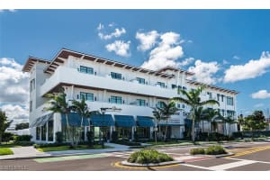 101 8th Street, Naples, FL 34102 - MLS#226008184