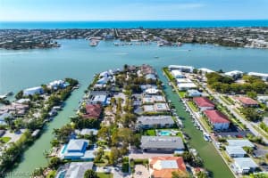 1417 Chesapeake Avenue, Naples, FL 34102 - MLS#226008194