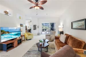 6078 Highwood Park Court, Naples, FL 34110 - MLS#226008229